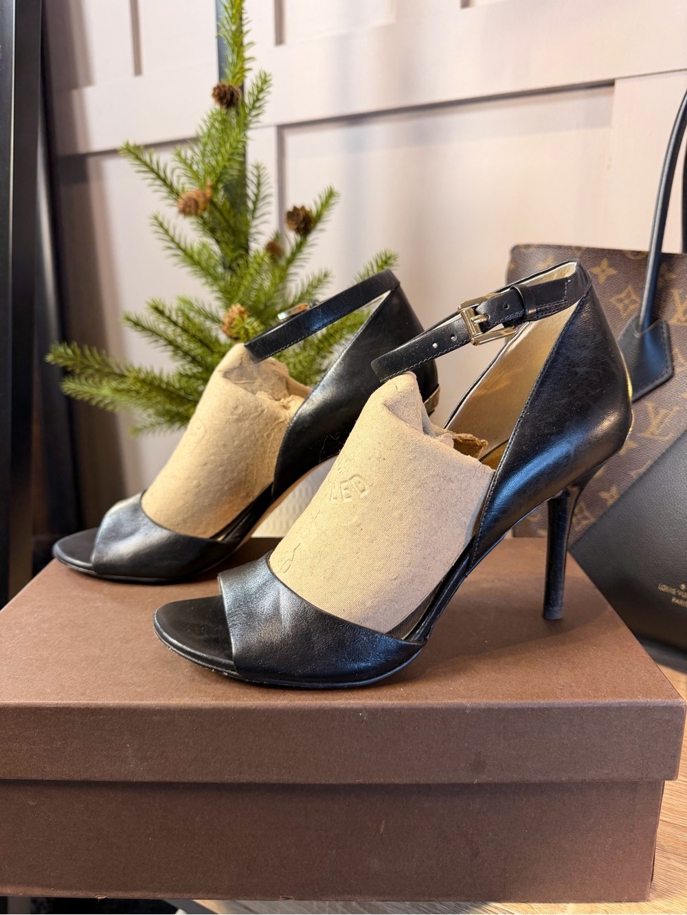 Michael Kors  Leather High Heel Sandals Black Women Sz 8M